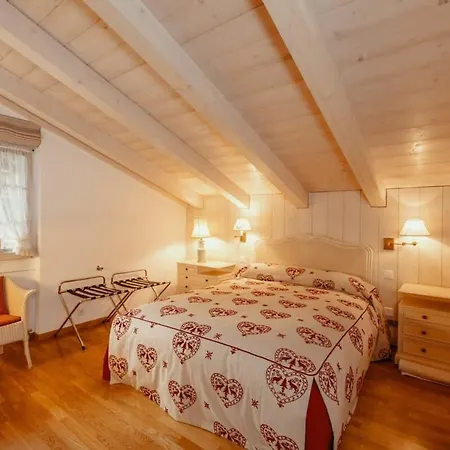 Chalet Super Luxurious Duplex Penthouse In Center